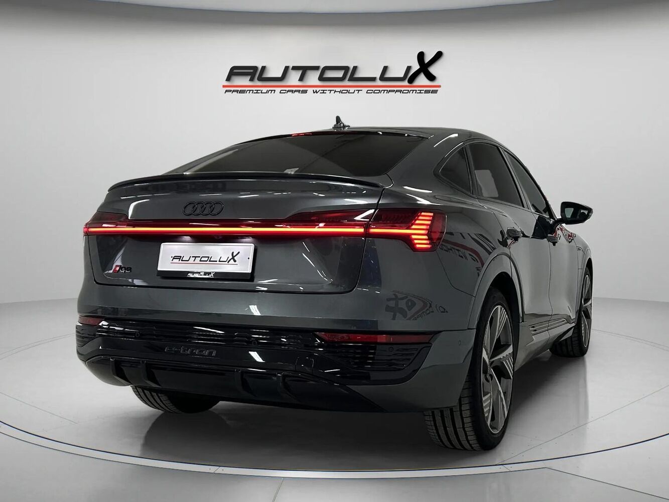 Audi Q8 e-tron vaihtoauto