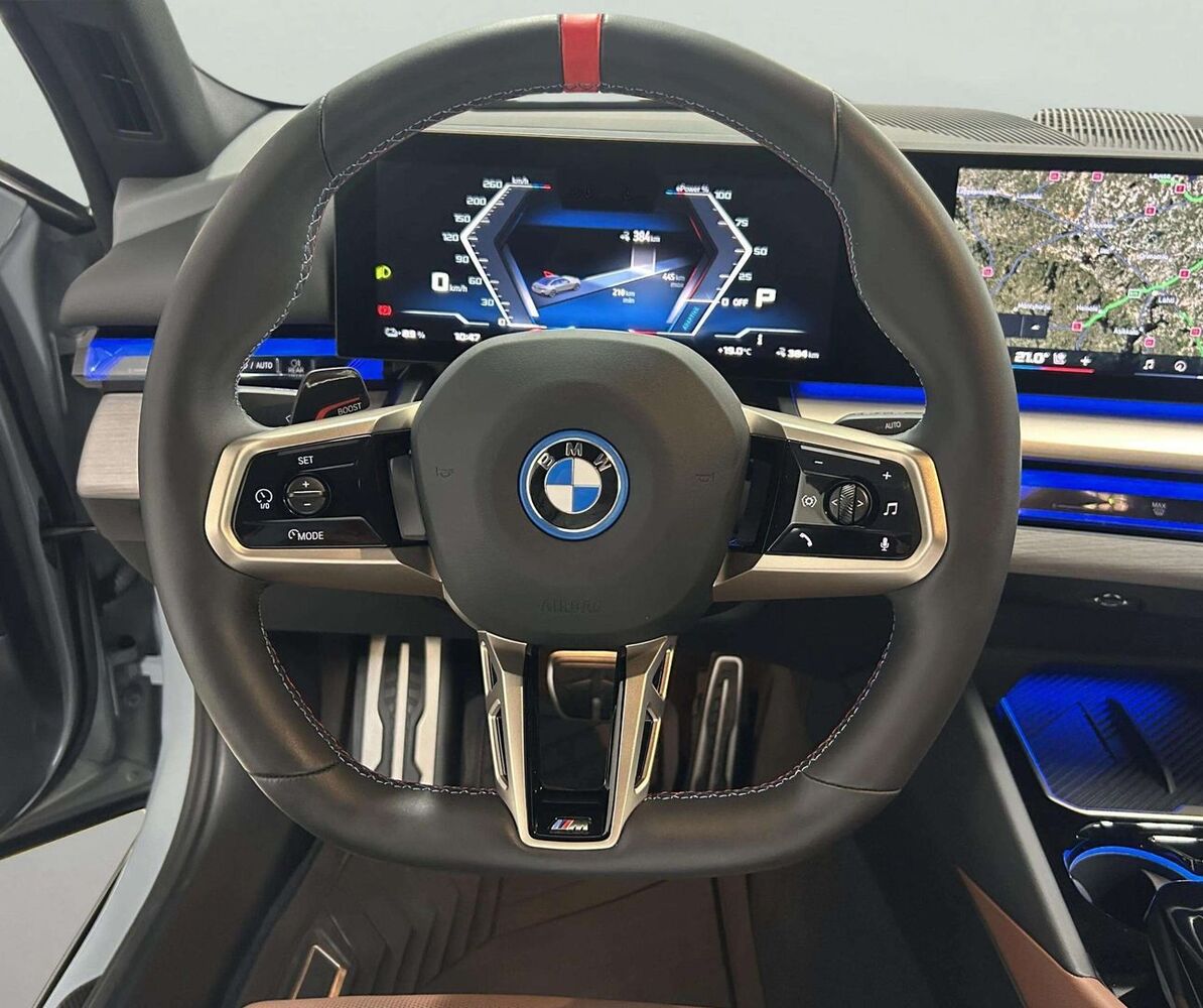 BMW i5 M60 vaihtoauto