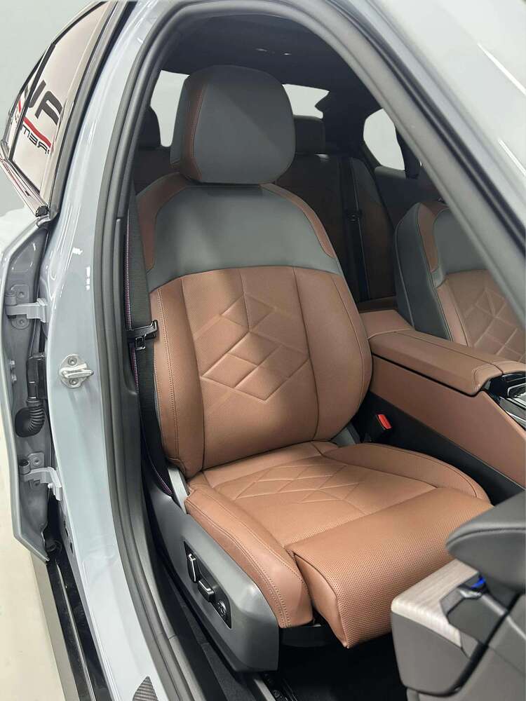 BMW i5 M60 vaihtoauto