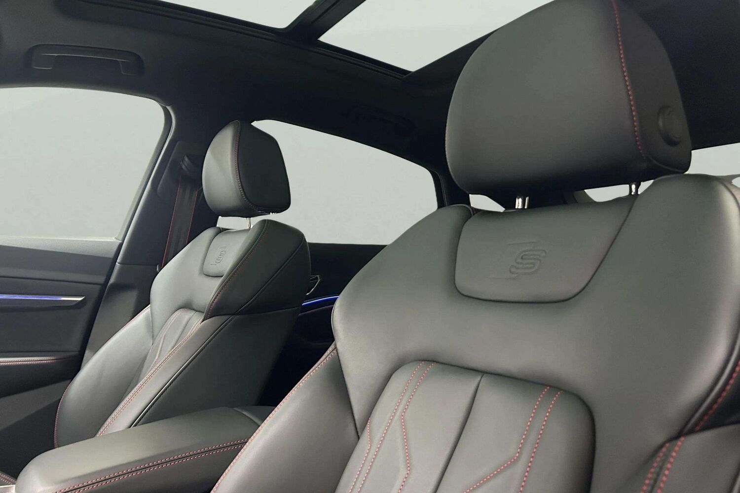 Audi Q8 e-tron vaihtoauto