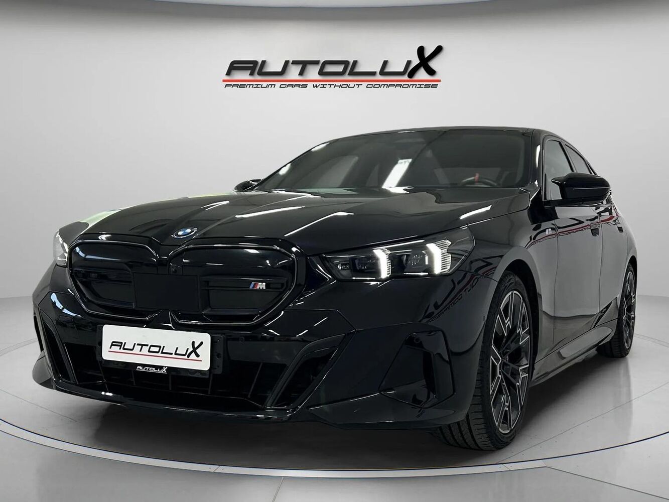 BMW i5 M60 vaihtoauto