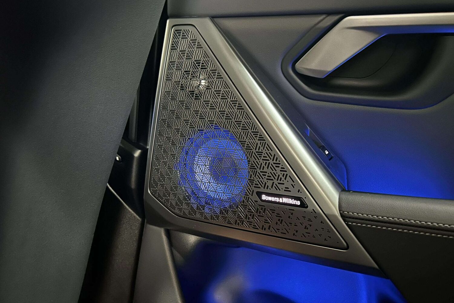 BMW i5 M60 vaihtoauto