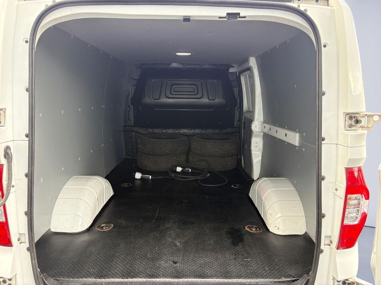 Maxus e-Deliver 3 vaihtoauto