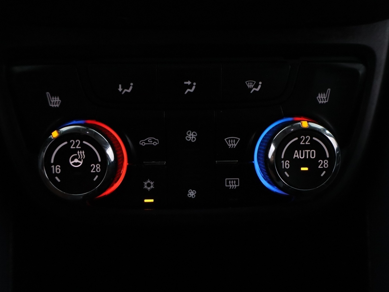 Opel Zafira vaihtoauto