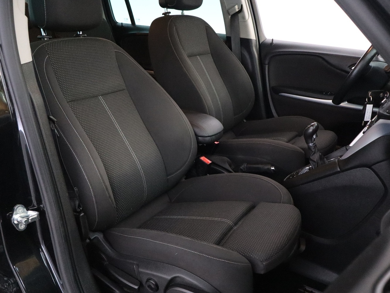 Opel Zafira vaihtoauto