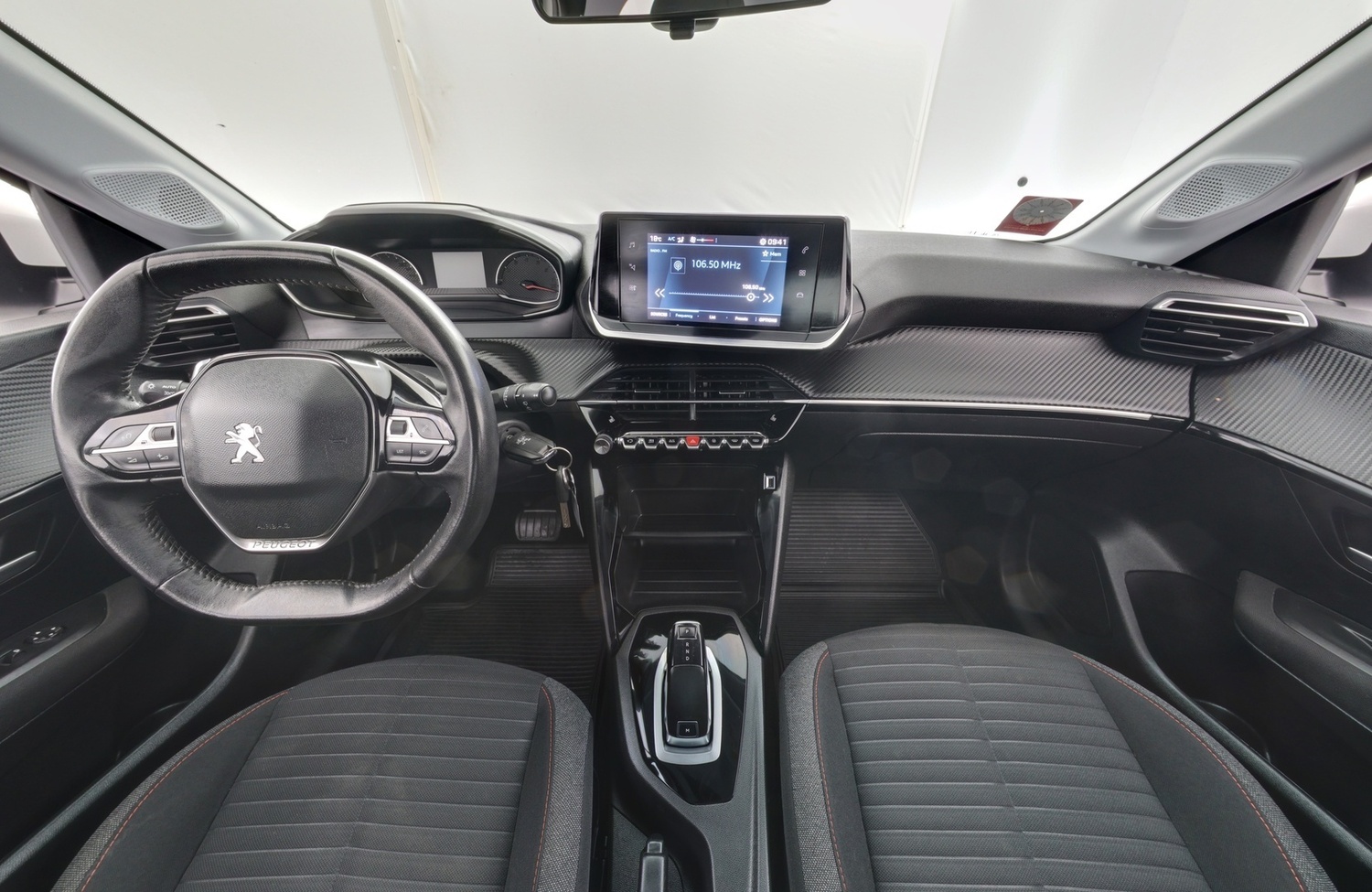 Peugeot 208 vaihtoauto