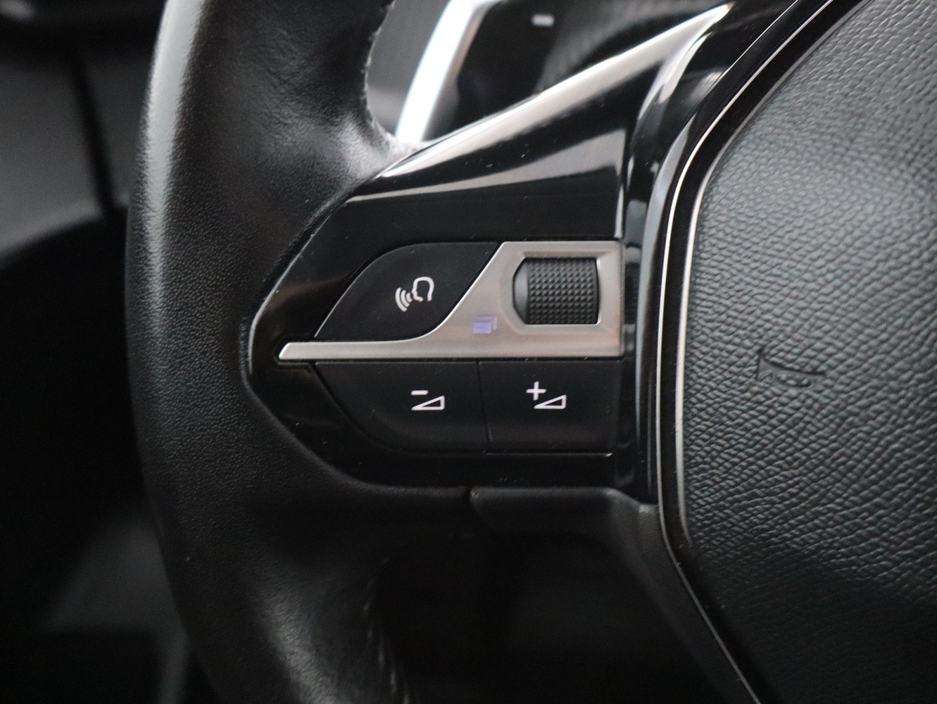 Peugeot 208 vaihtoauto