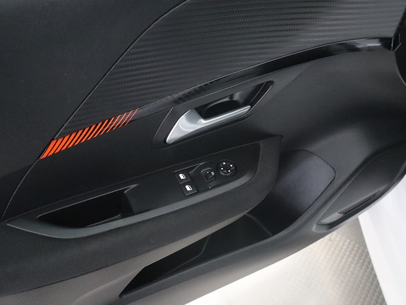 Peugeot 208 vaihtoauto