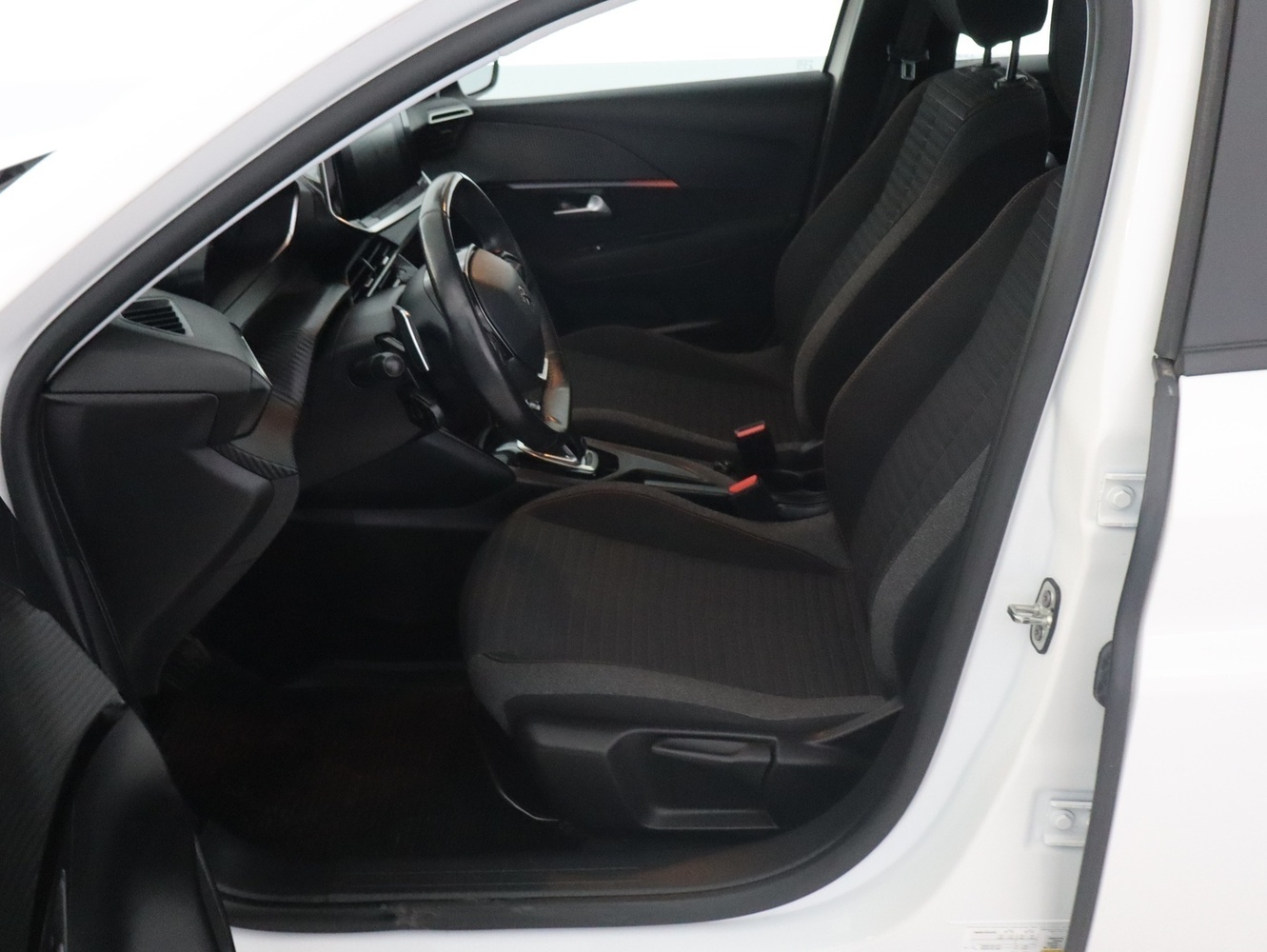 Peugeot 208 vaihtoauto