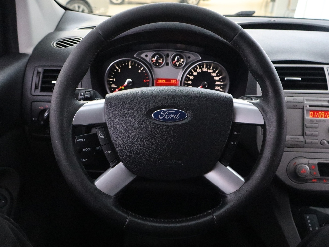 Ford Kuga vaihtoauto