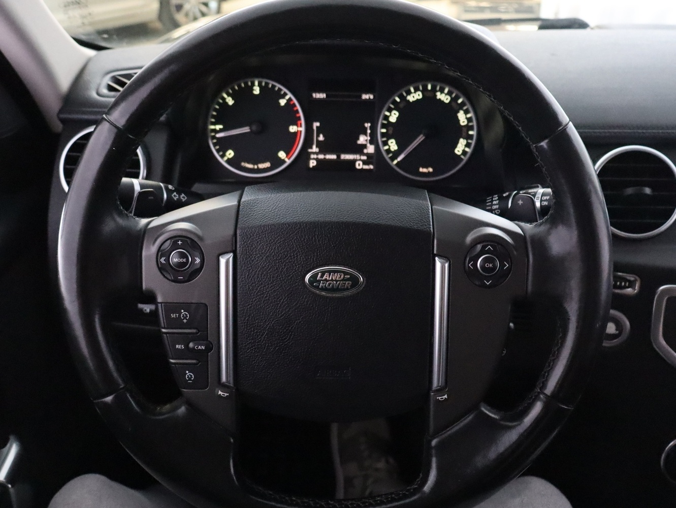Land Rover Discovery vaihtoauto