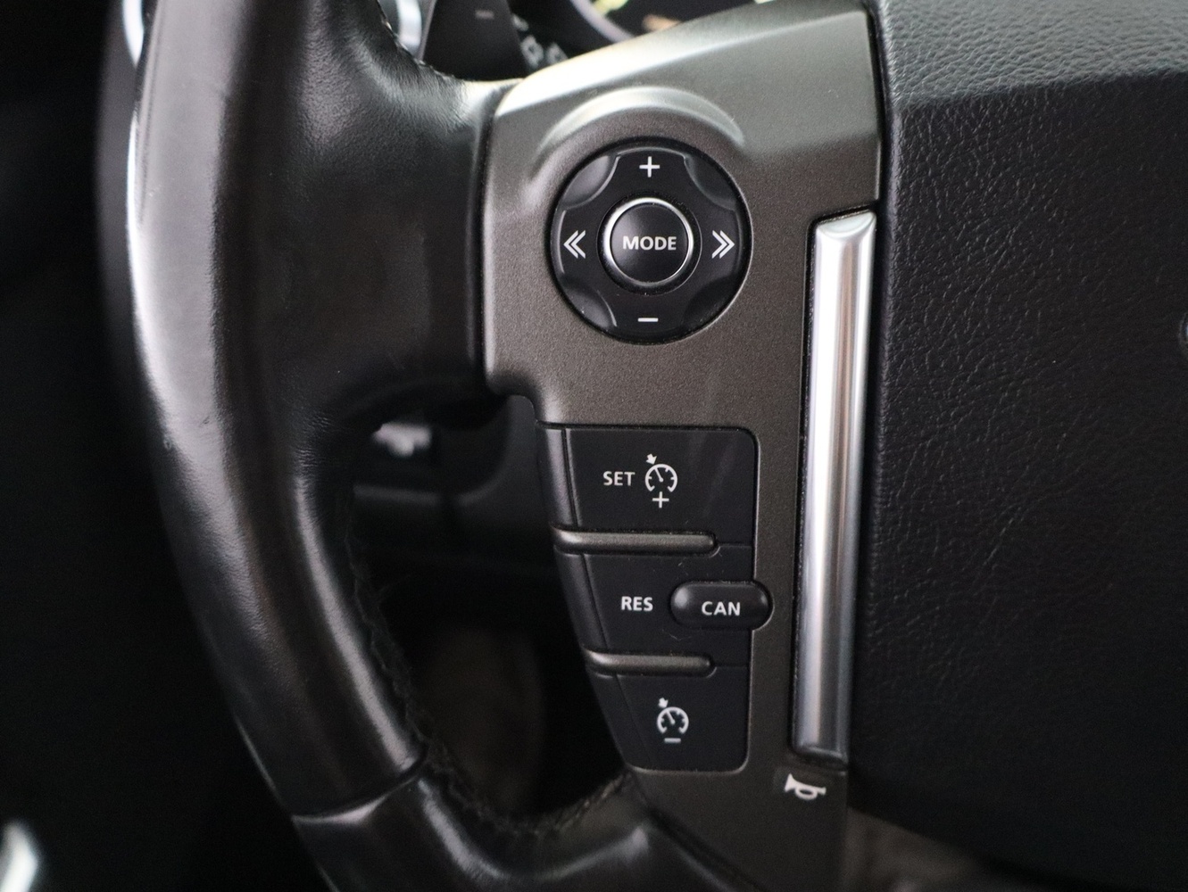 Land Rover Discovery vaihtoauto