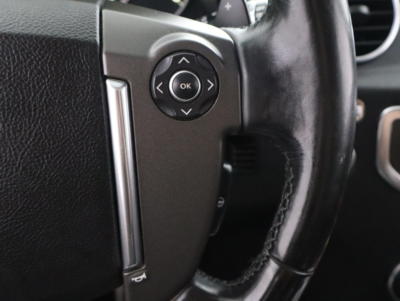 Land Rover Discovery vaihtoauto
