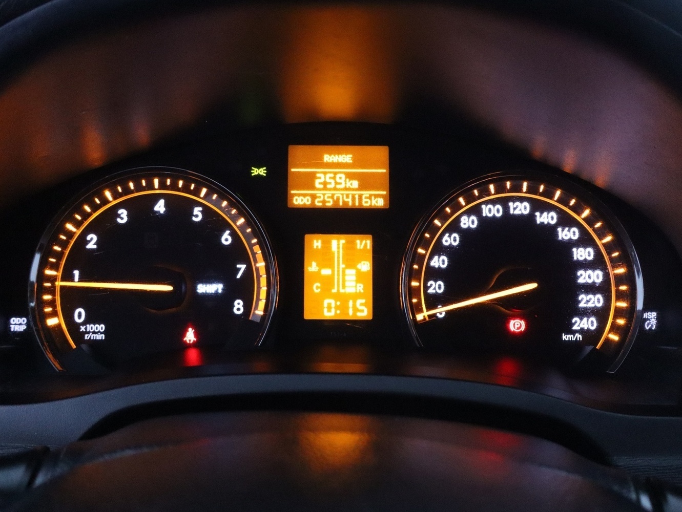 Toyota Avensis vaihtoauto