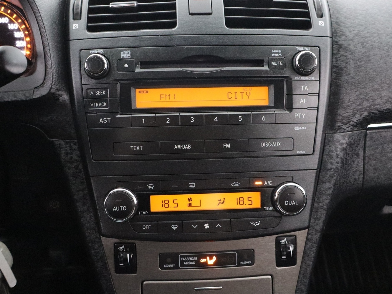Toyota Avensis vaihtoauto