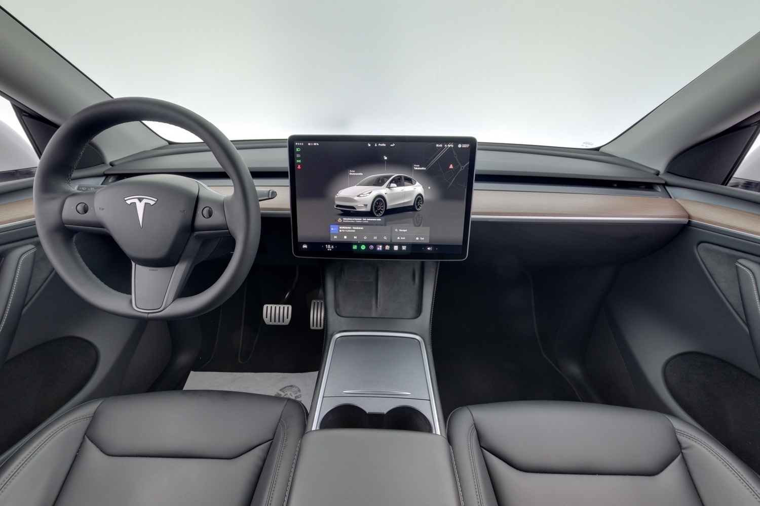 Tesla Model Y vaihtoauto