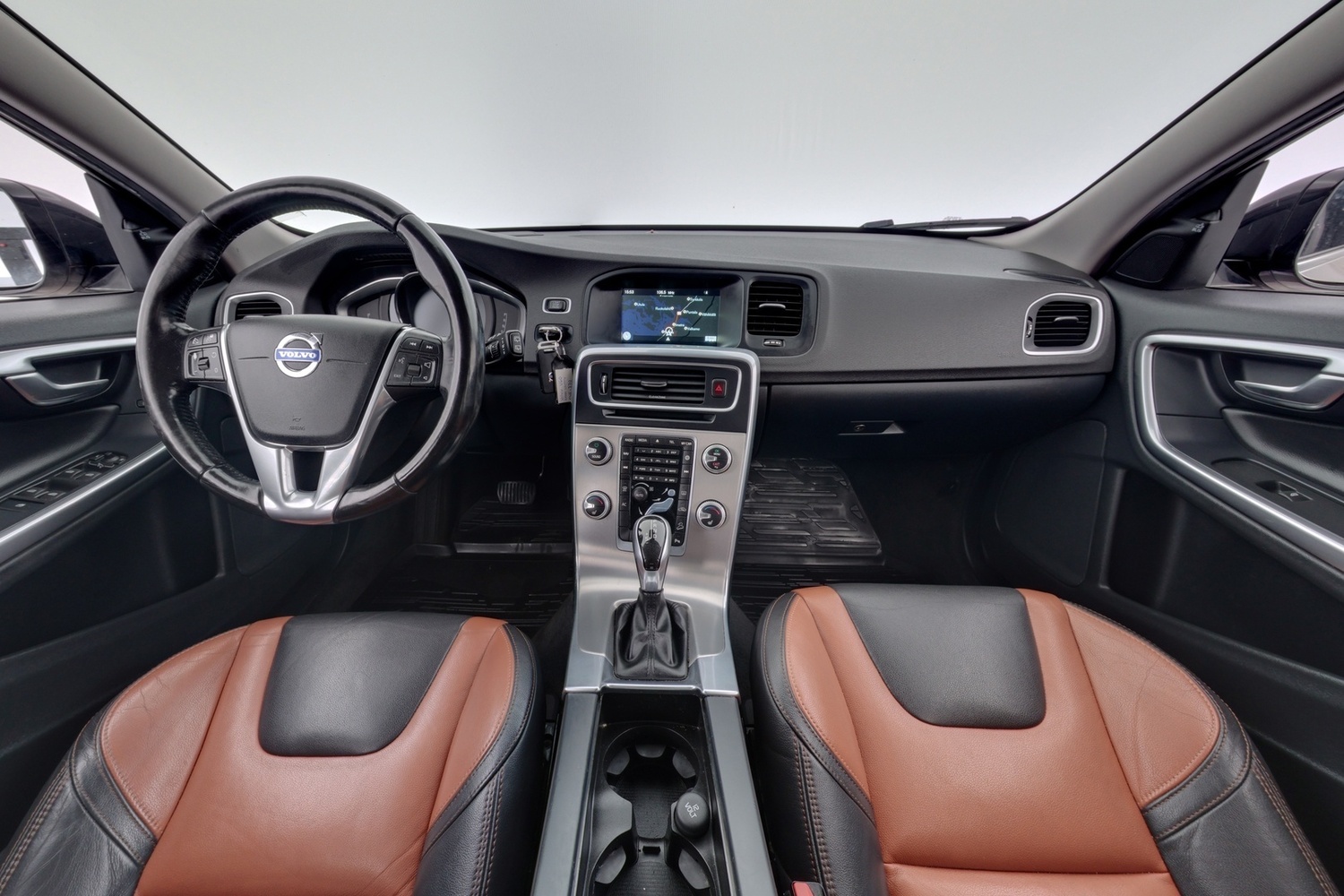 Volvo V60 Cross Country vaihtoauto