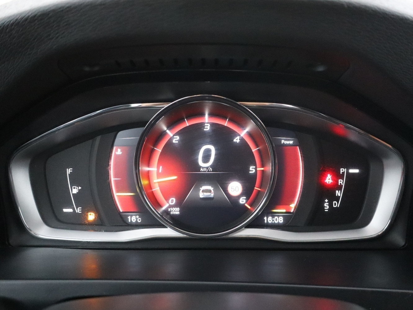 Volvo V60 Cross Country vaihtoauto