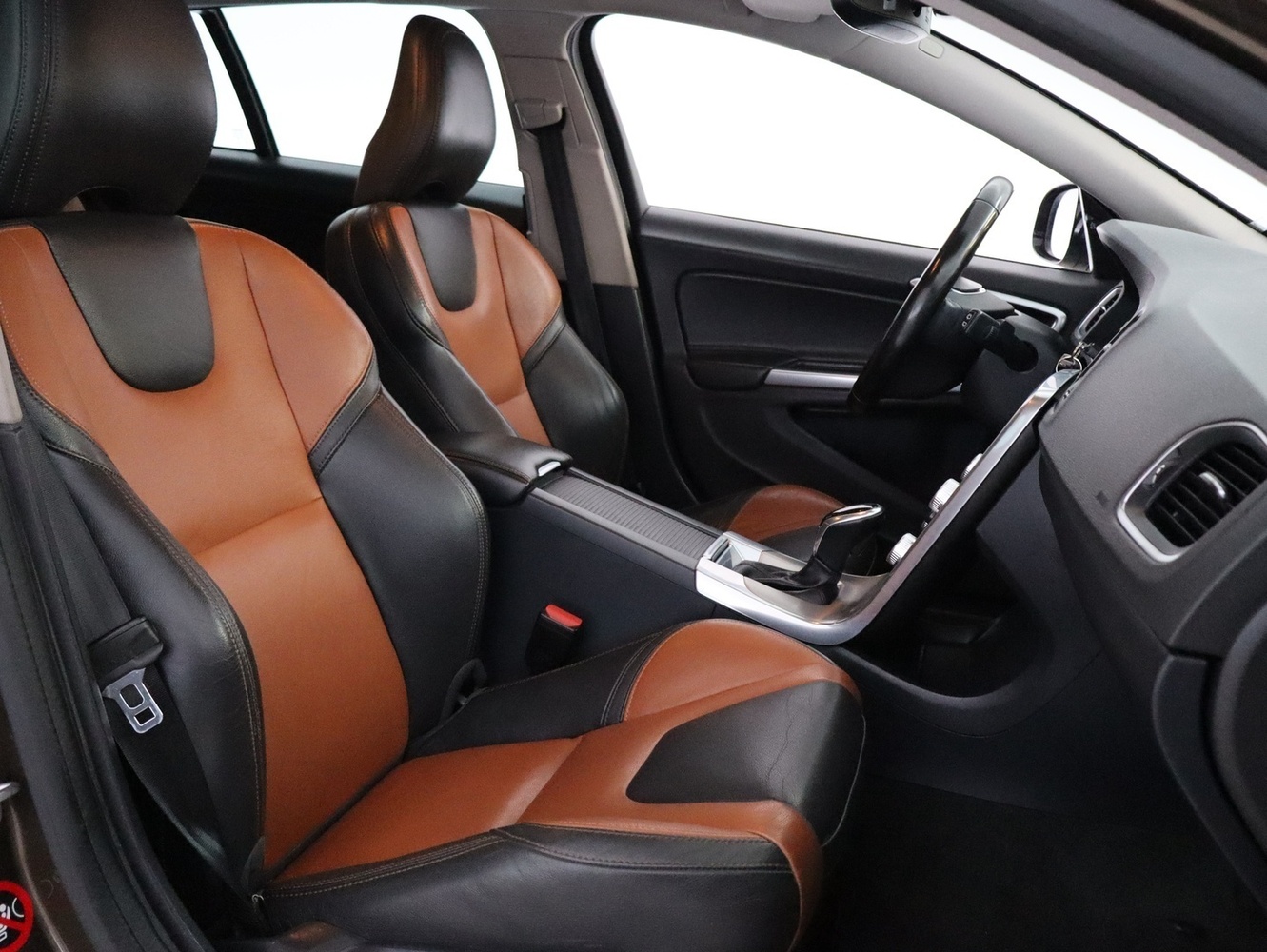 Volvo V60 Cross Country vaihtoauto