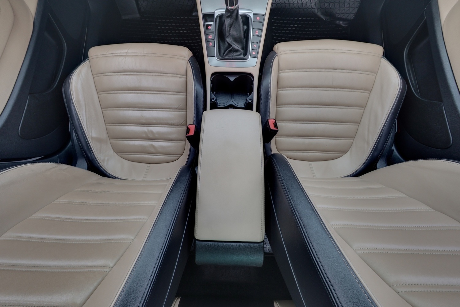 Volkswagen CC vaihtoauto