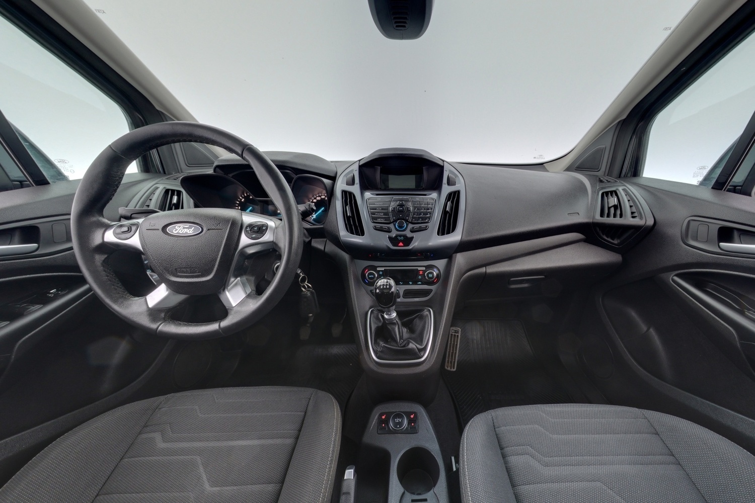 Ford Grand Tourneo Connect vaihtoauto