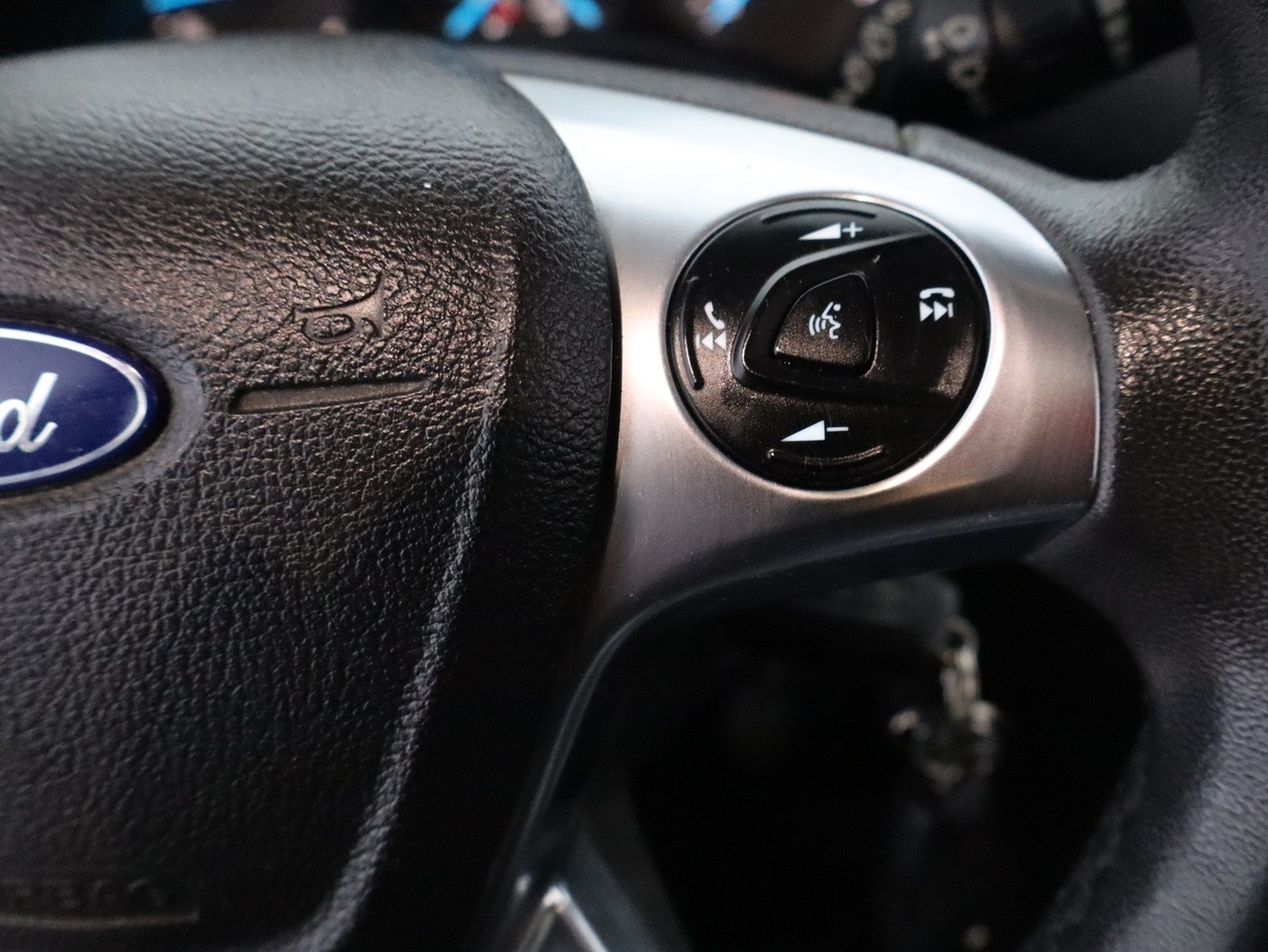 Ford Grand Tourneo Connect vaihtoauto