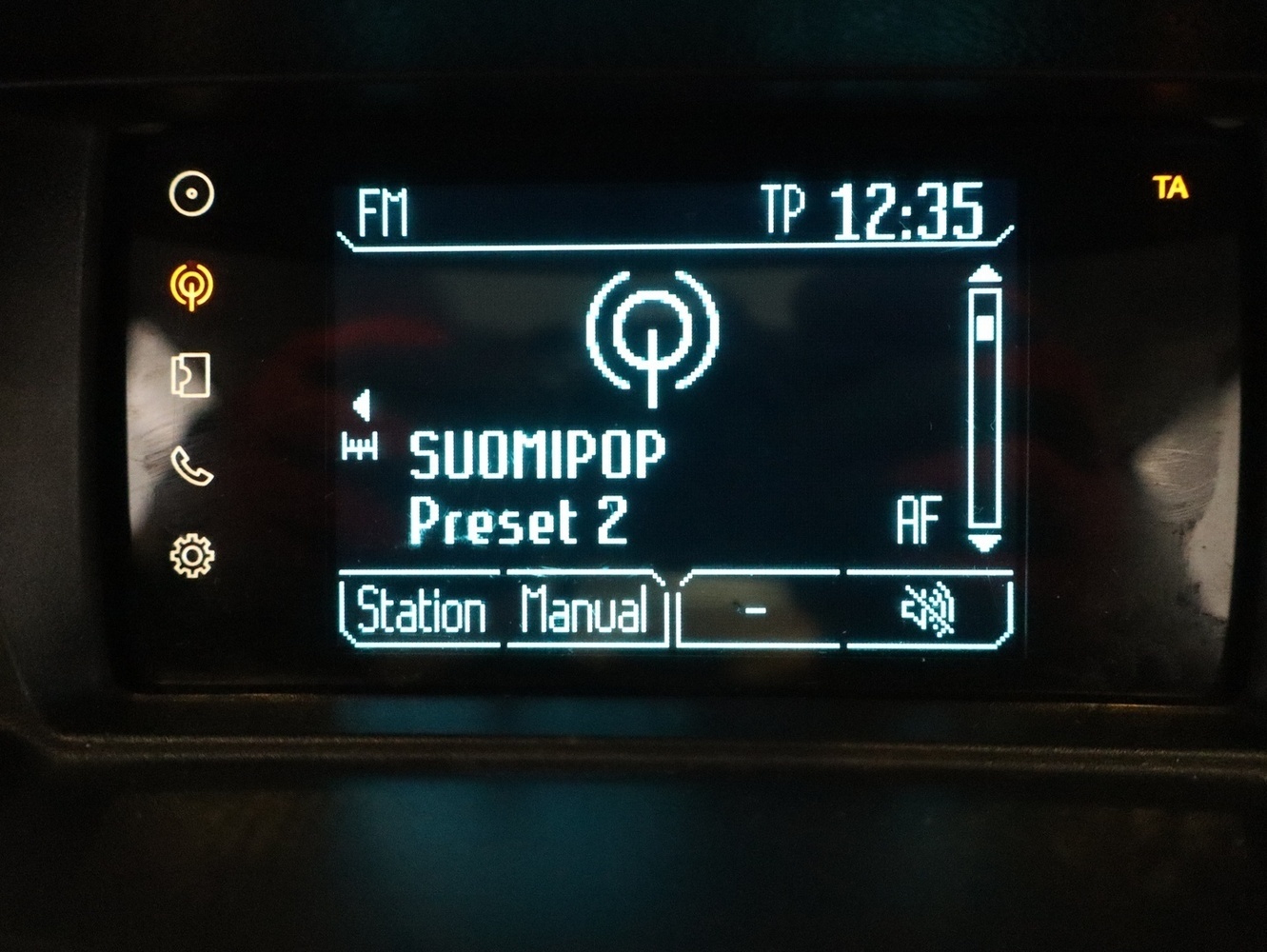 Ford Grand Tourneo Connect vaihtoauto