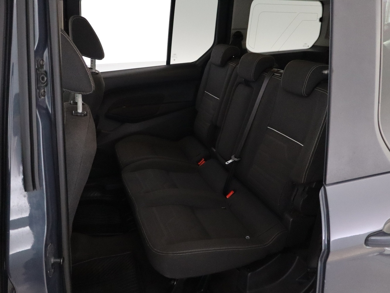 Ford Grand Tourneo Connect vaihtoauto