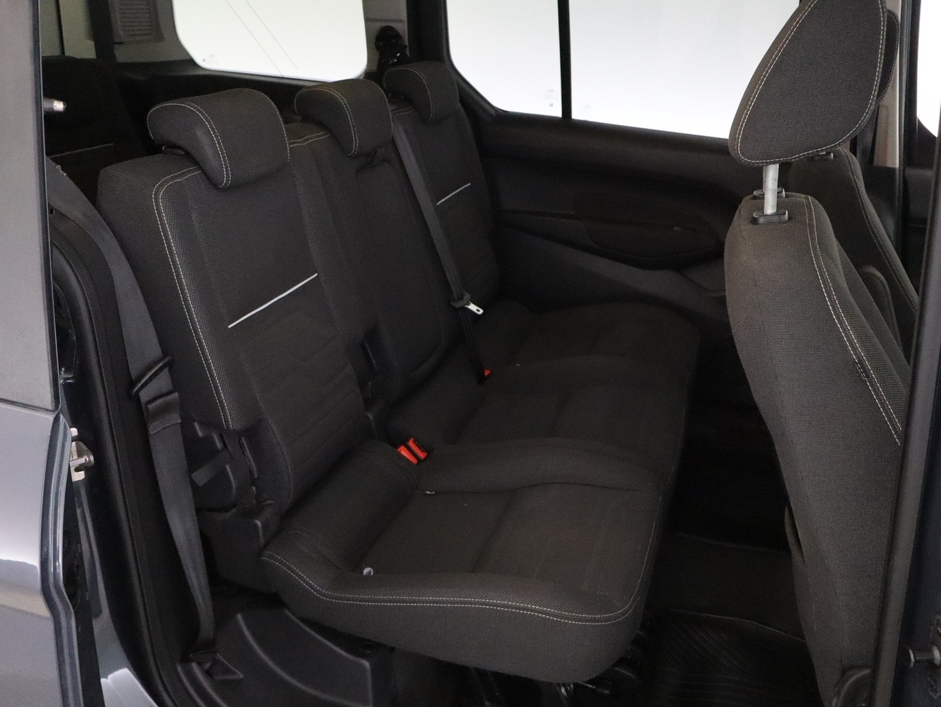 Ford Grand Tourneo Connect vaihtoauto