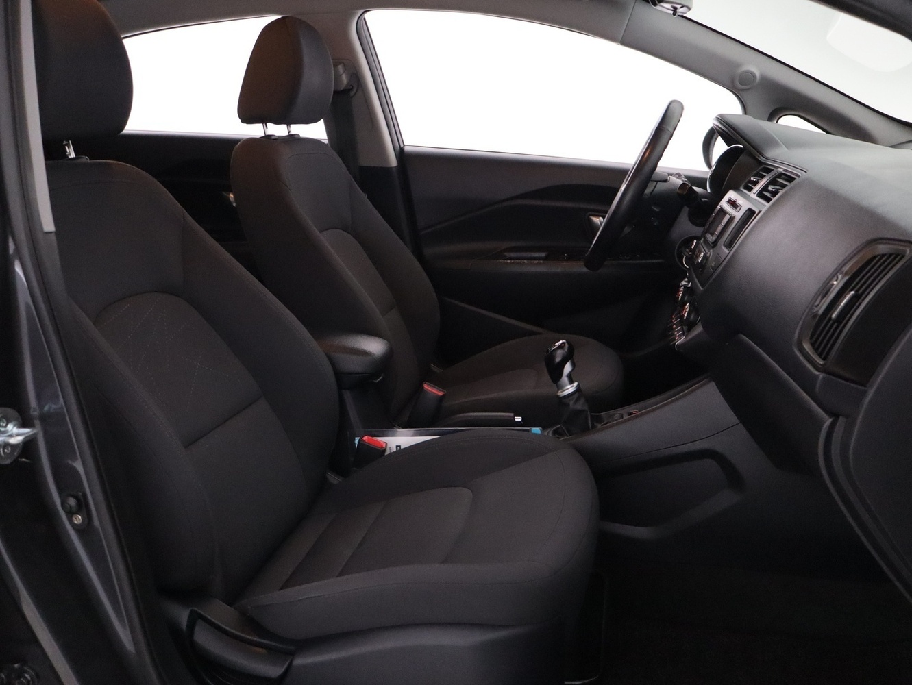 Kia Rio vaihtoauto
