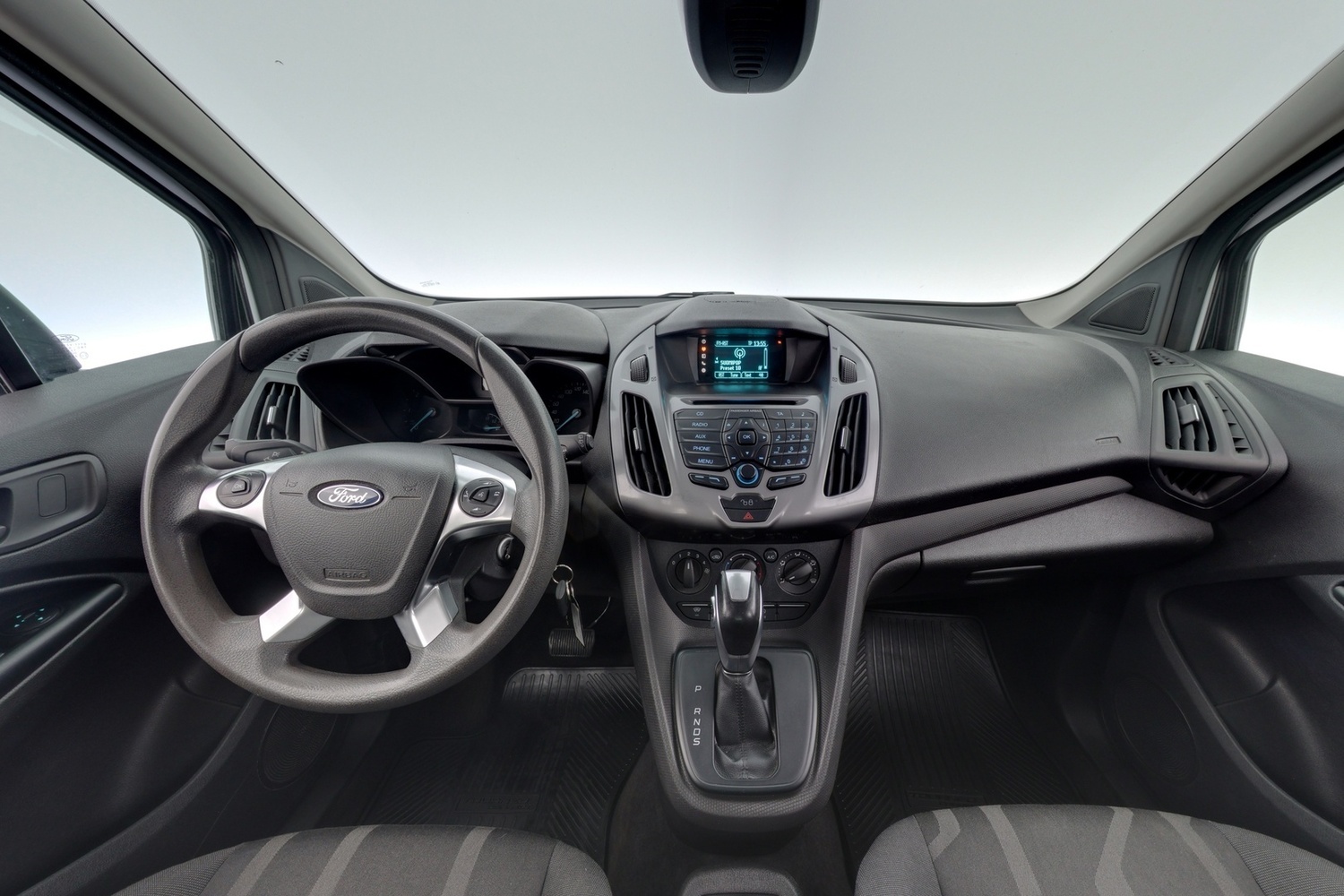 Ford Tourneo Connect vaihtoauto
