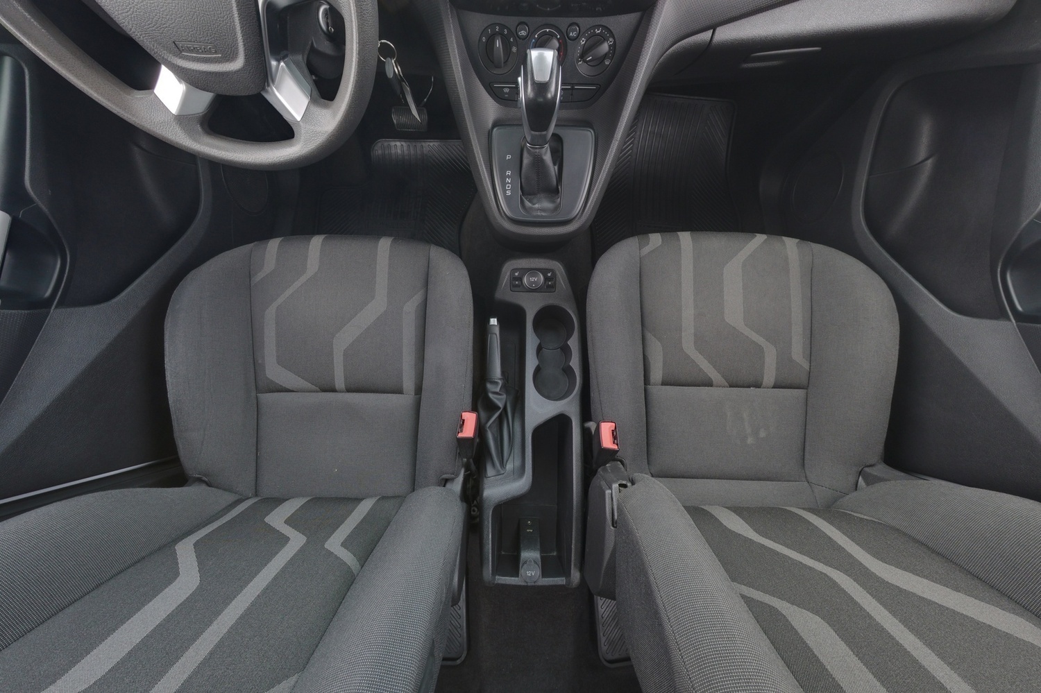 Ford Tourneo Connect vaihtoauto