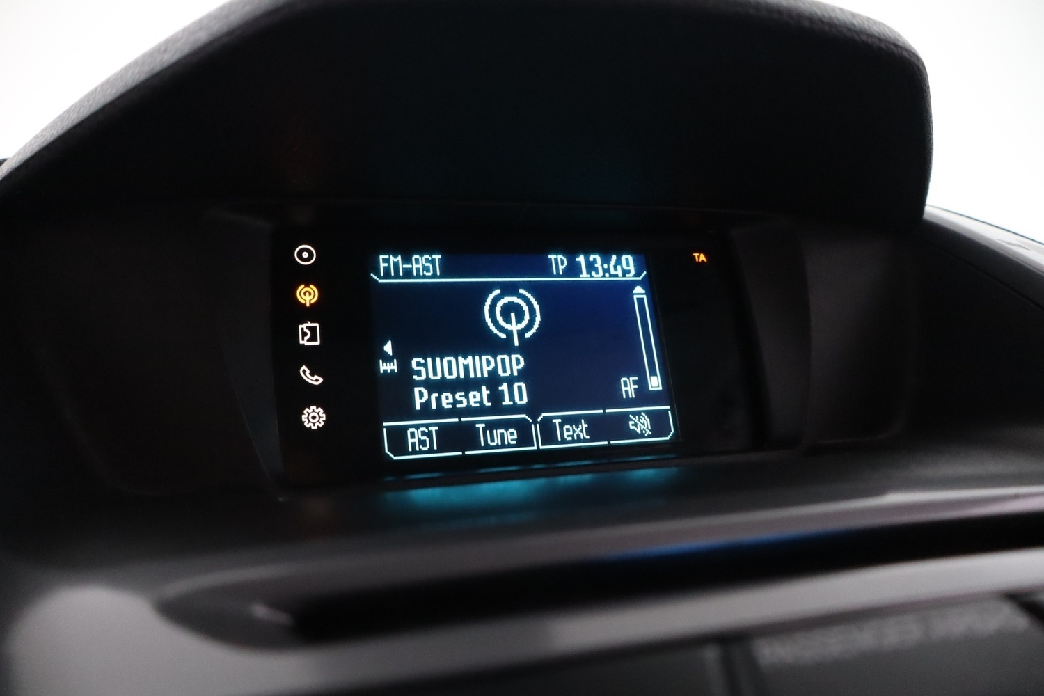 Ford Tourneo Connect vaihtoauto