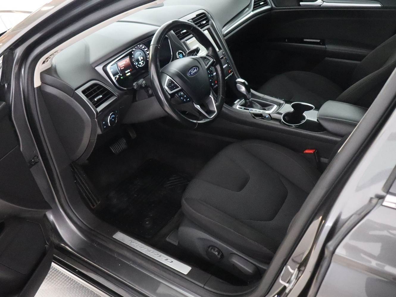 Ford Mondeo vaihtoauto