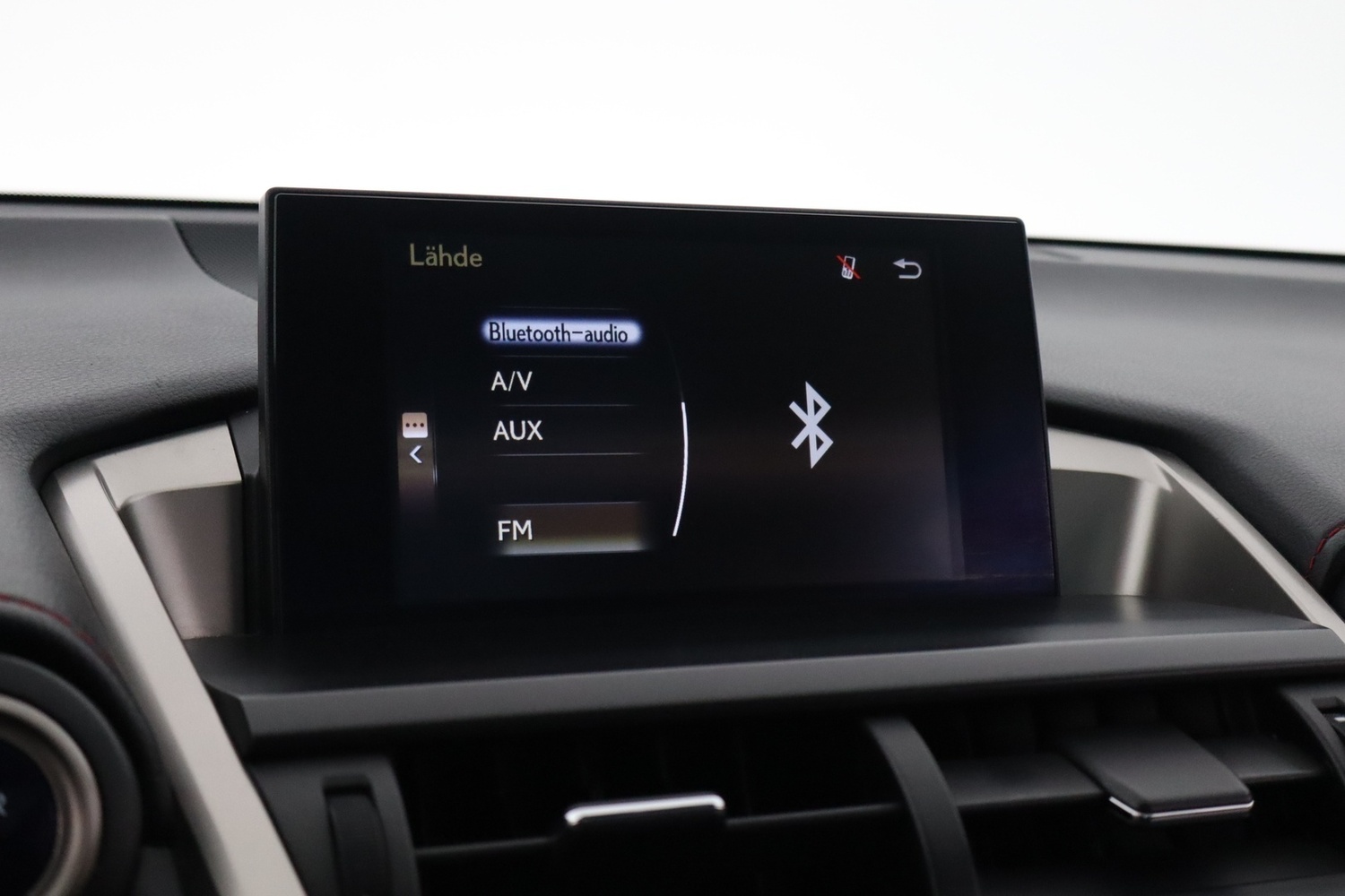 Lexus NX vaihtoauto
