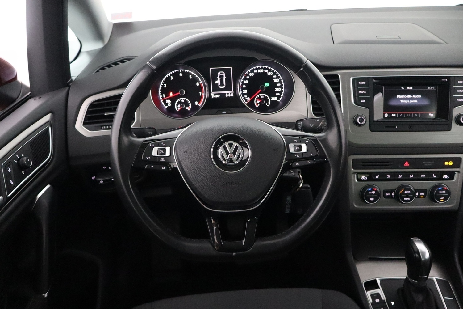 Volkswagen Golf Sportsvan vaihtoauto