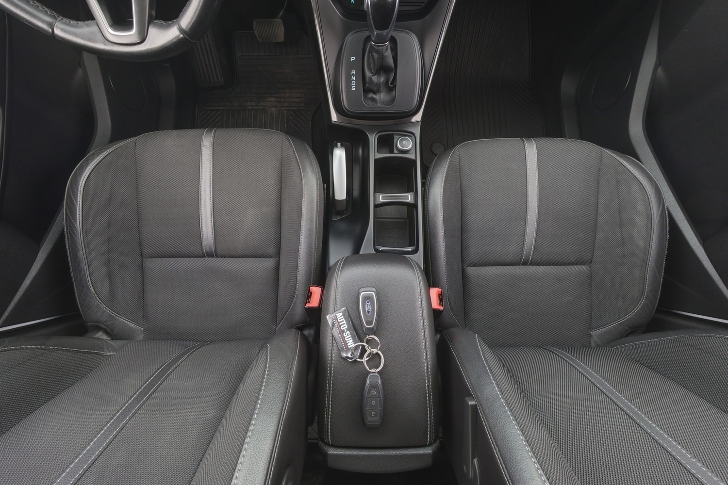 Ford Grand C-MAX vaihtoauto