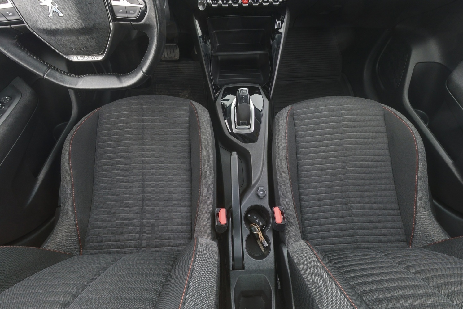 Peugeot 208 vaihtoauto