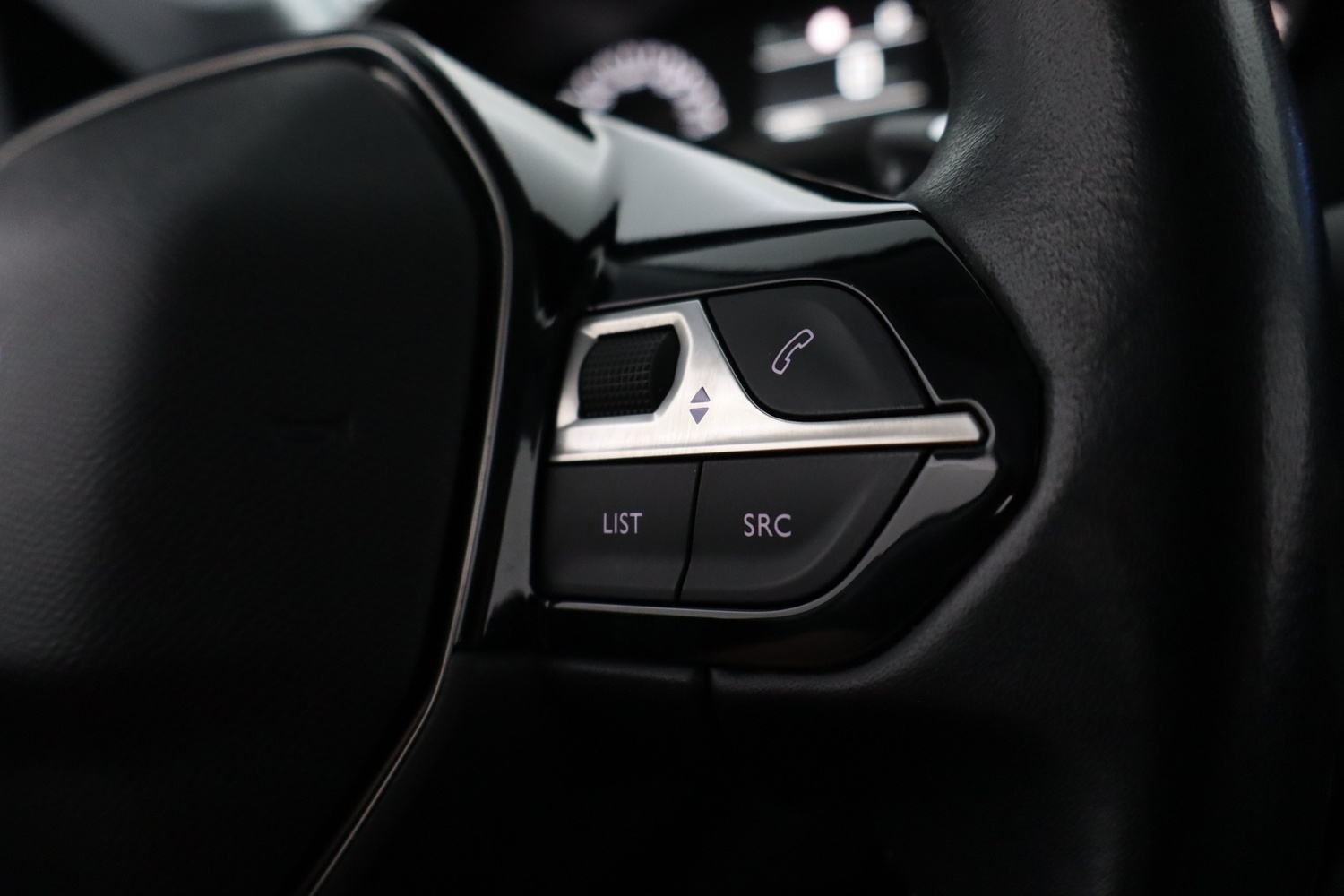 Peugeot 208 vaihtoauto