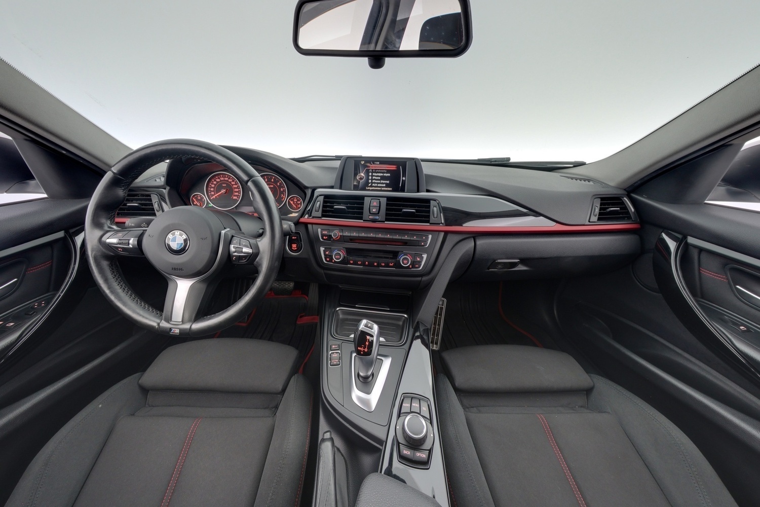 BMW 320 vaihtoauto