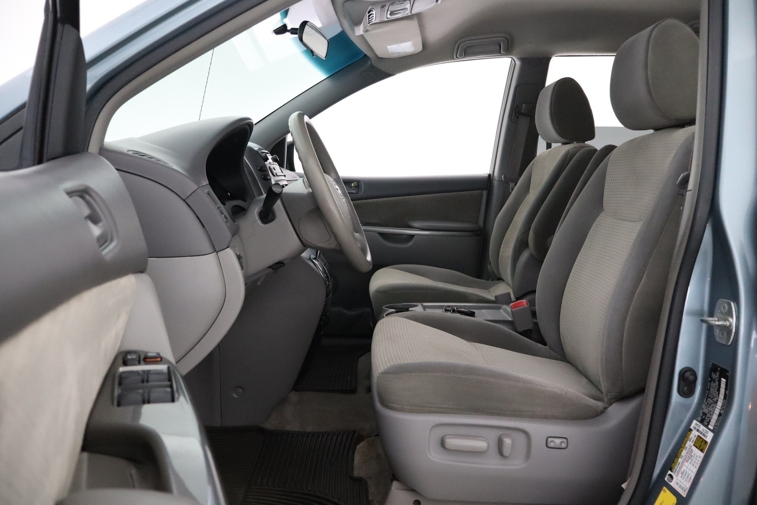 Toyota Sienna vaihtoauto
