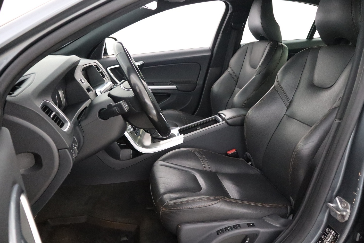 Volvo S60 Cross Country vaihtoauto