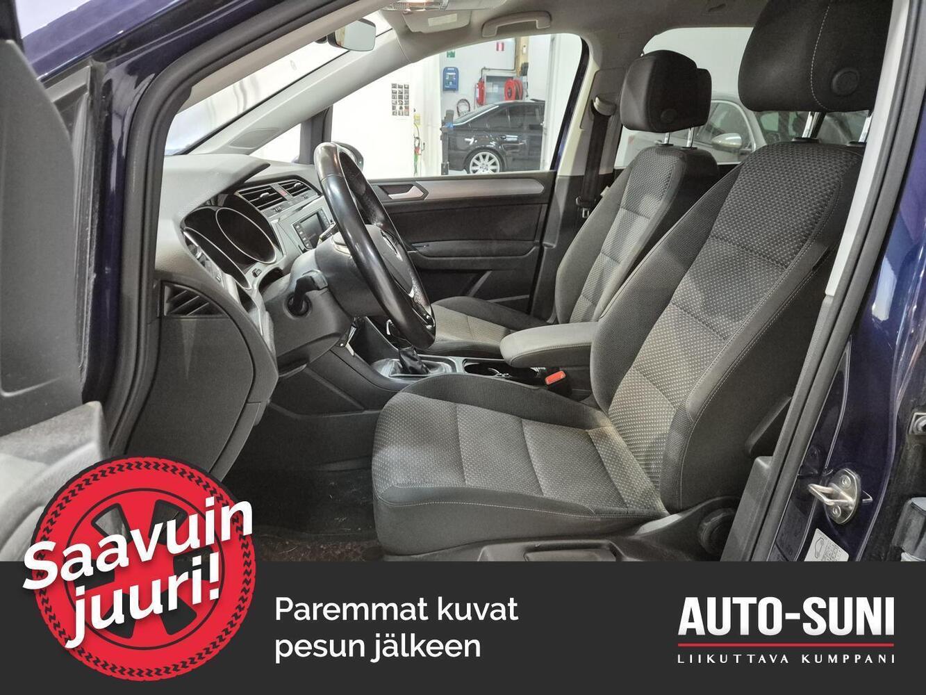 Volkswagen Touran vaihtoauto