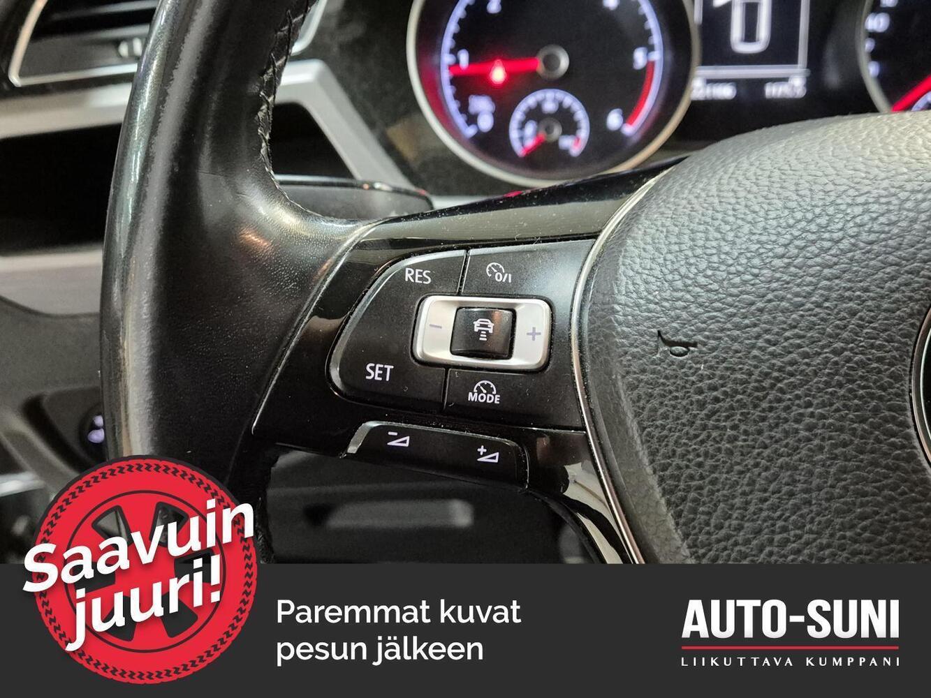 Volkswagen Touran vaihtoauto