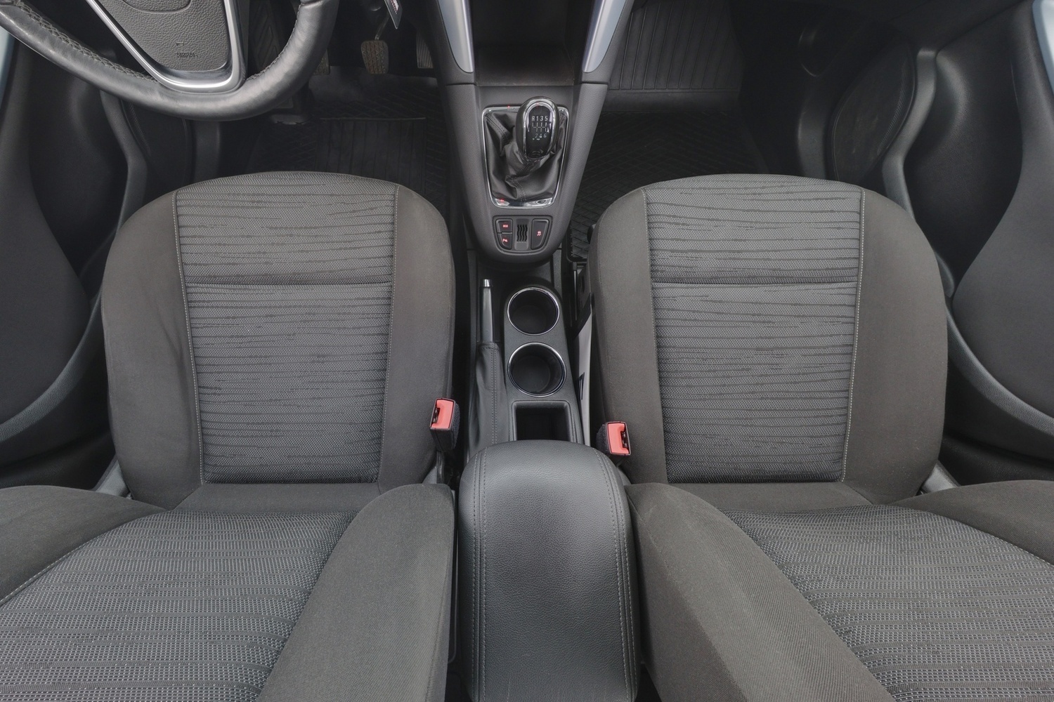 Opel Zafira Tourer vaihtoauto