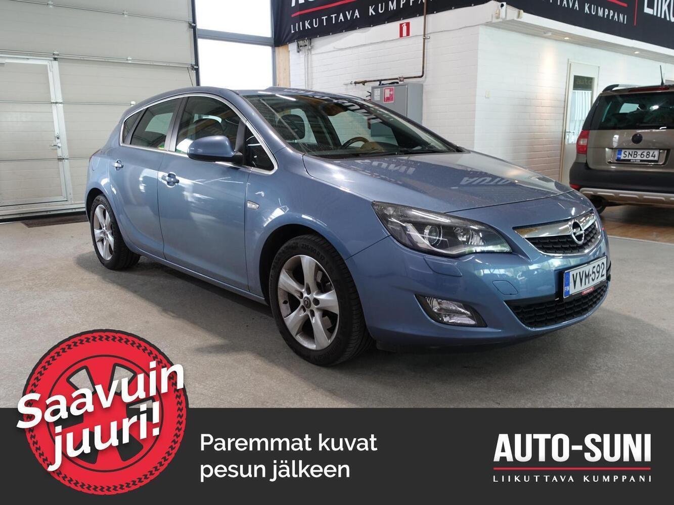 Opel Astra vaihtoauto
