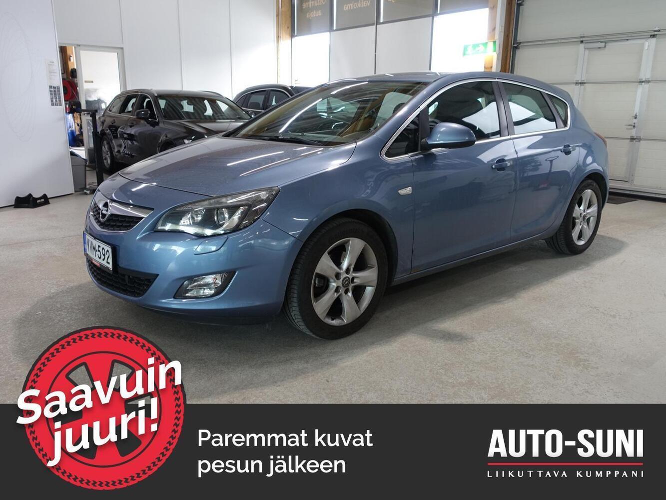 Opel Astra vaihtoauto