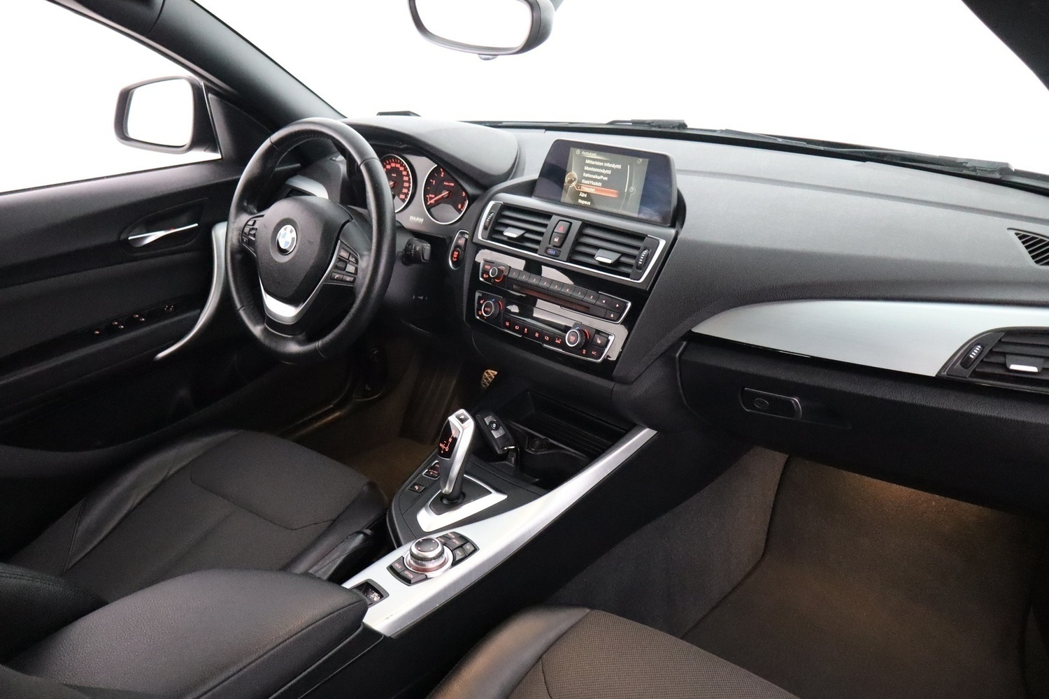BMW 220 vaihtoauto