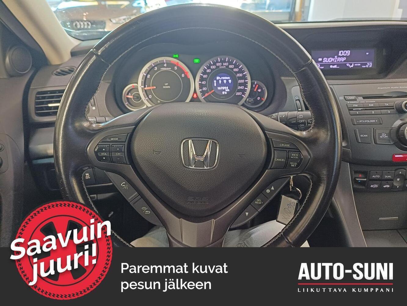 Honda Accord vaihtoauto