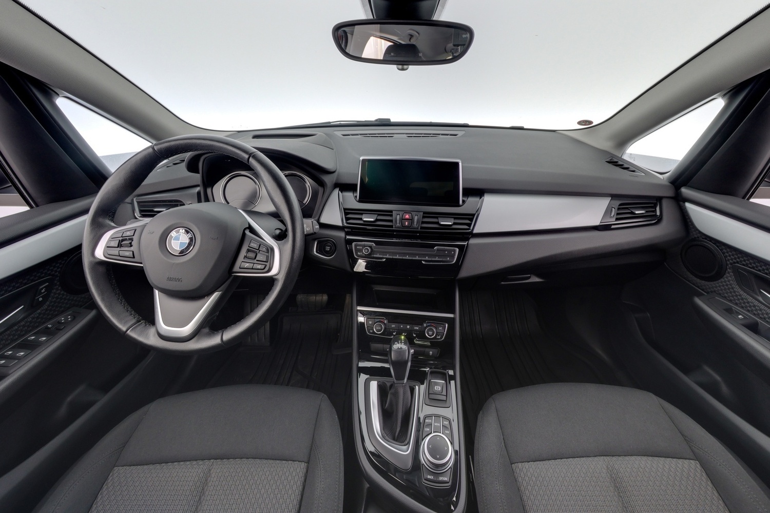 BMW 225 vaihtoauto